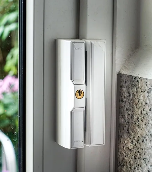 Zusatzsicherung am Fenster - Einbruchschutz in Hannover